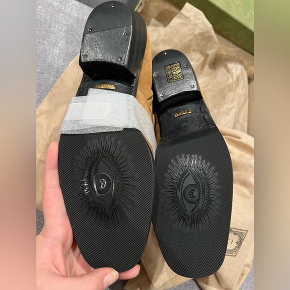 NEW in box. Gucci brown suede boots - Picture 10 of 16